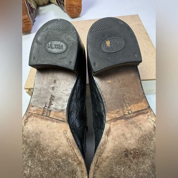 Salvatore Ferragamo Black Loafers - Picture 5 of 16